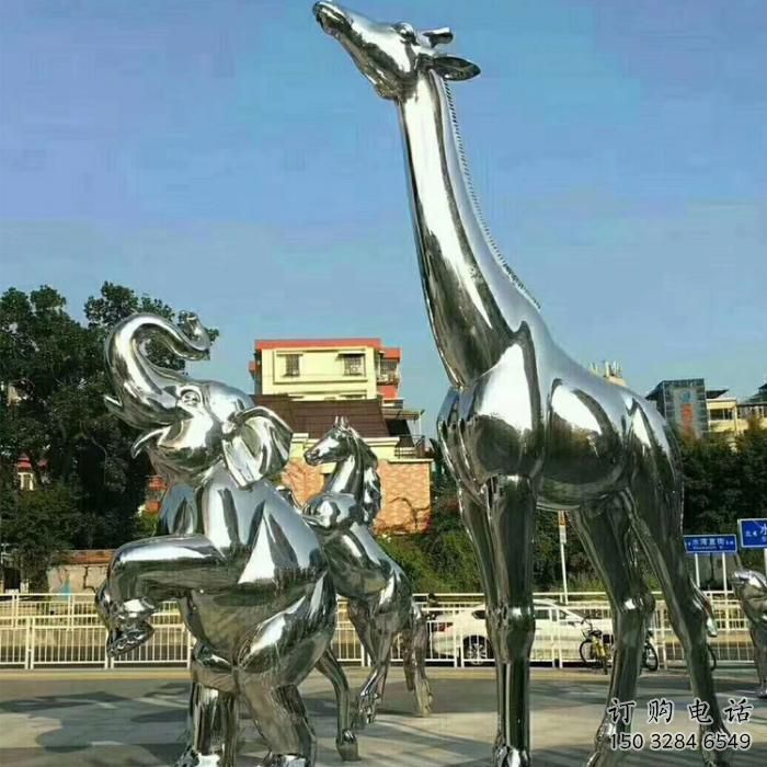長頸鹿雕塑廠家  光面拋光系列 不銹鋼長頸鹿雕塑加工商