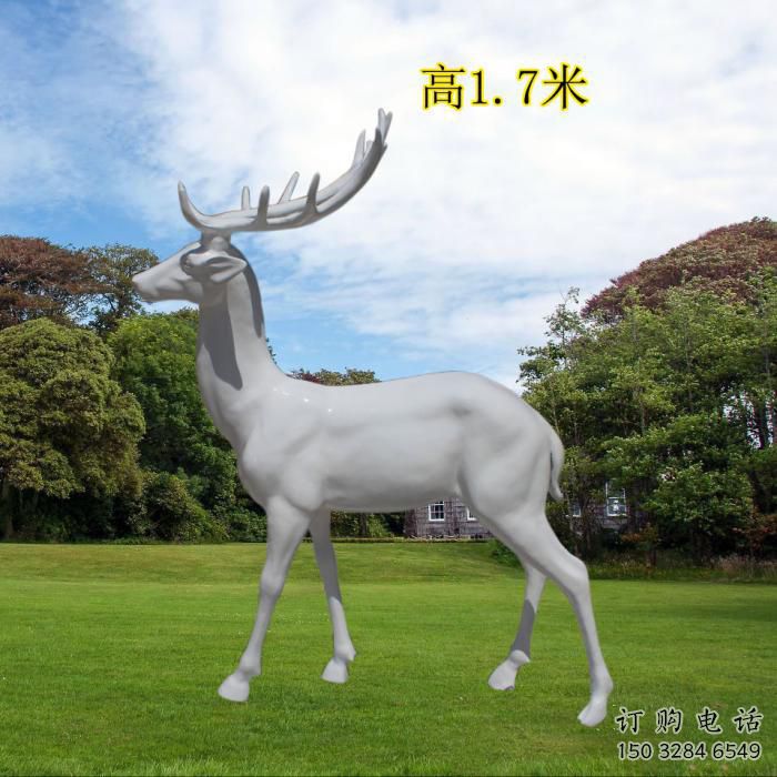 白色梅花鹿雕塑廠家，草地擺放 不銹鋼梅花鹿雕塑小品