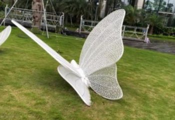 鏤空蝴蝶雕塑廠家 陸地動(dòng)物裝飾 不銹鋼鏤空動(dòng)物雕塑