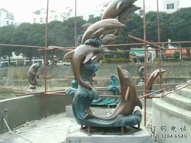 海豚戲水雕塑廠家 水景動(dòng)物類 制作戲水海豚雕塑