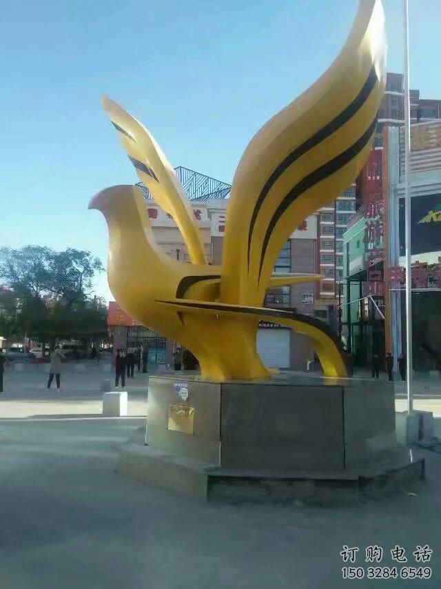 烤漆鴿子雕塑廠家 彩色系列 提供不銹鋼鴿子雕塑