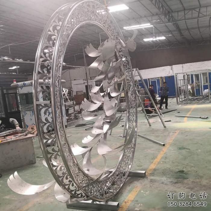 大雁花環(huán)雕塑廠家 鏤空花環(huán)雕塑 金屬大雁雕塑