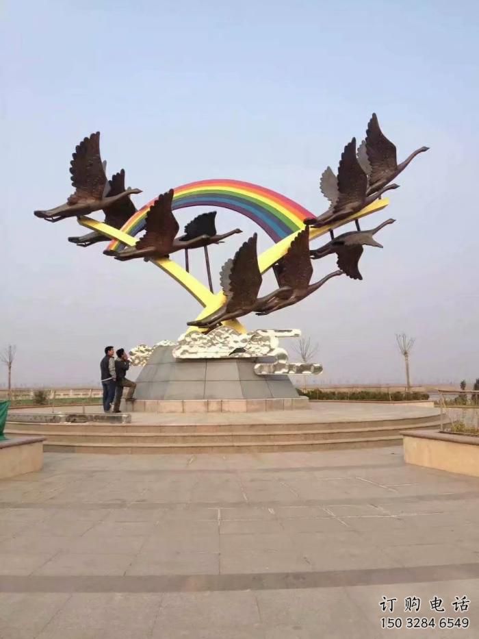 人字大雁雕塑廠家 隊形排列 人字大雁雕塑生產制作