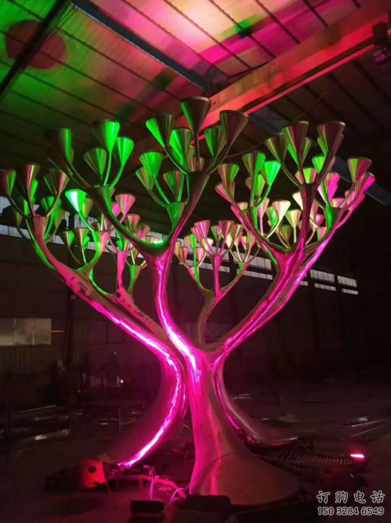 發(fā)光樹雕塑廠家 不銹鋼園林發(fā)光樹雕塑