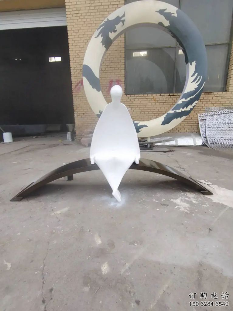 女人雕塑廠家 不銹鋼抽象女人雕塑