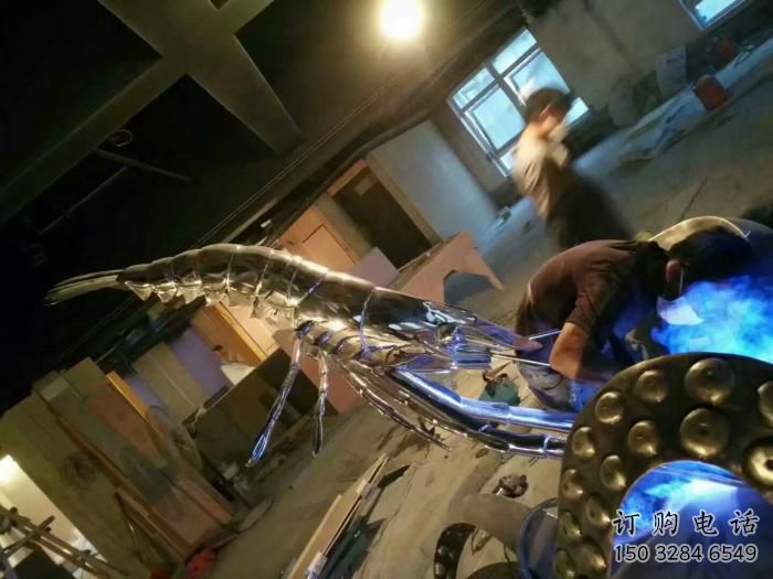 龍蝦雕塑 中式海洋小品 鏡面餐飲店龍蝦雕塑廠家