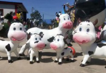 游樂場狗雕塑廠家 戶外彩繪擺件 住宅小區(qū)卡通狗雕塑