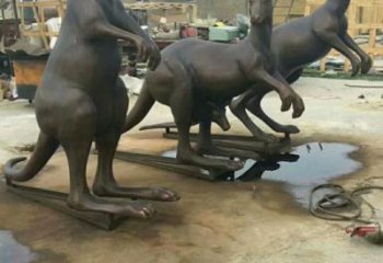 烤漆袋鼠雕塑廠家 戶外公園擺件 大型仿真袋鼠雕塑