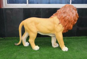 步行街雄獅雕塑廠家 創意彩繪擺件 草地仿真雄獅雕塑