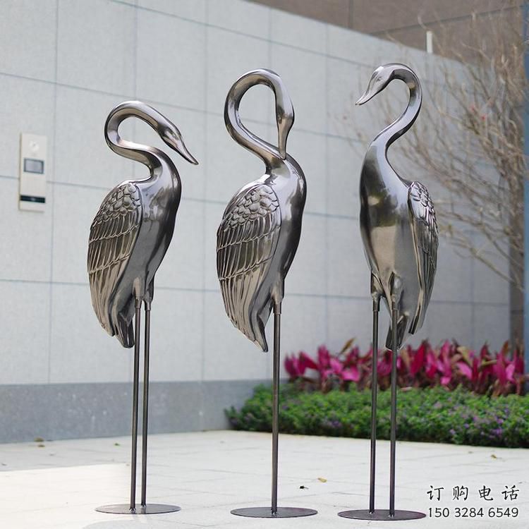 仿真丹頂鶴雕塑廠家 大型創意擺件 公園現代丹頂鶴雕塑