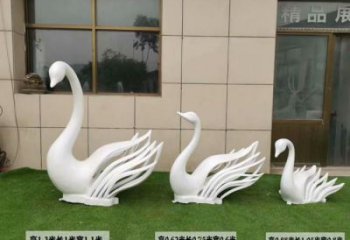 彩繪鵝雕塑廠家 卡通噴漆小品 草地仿真鵝雕塑