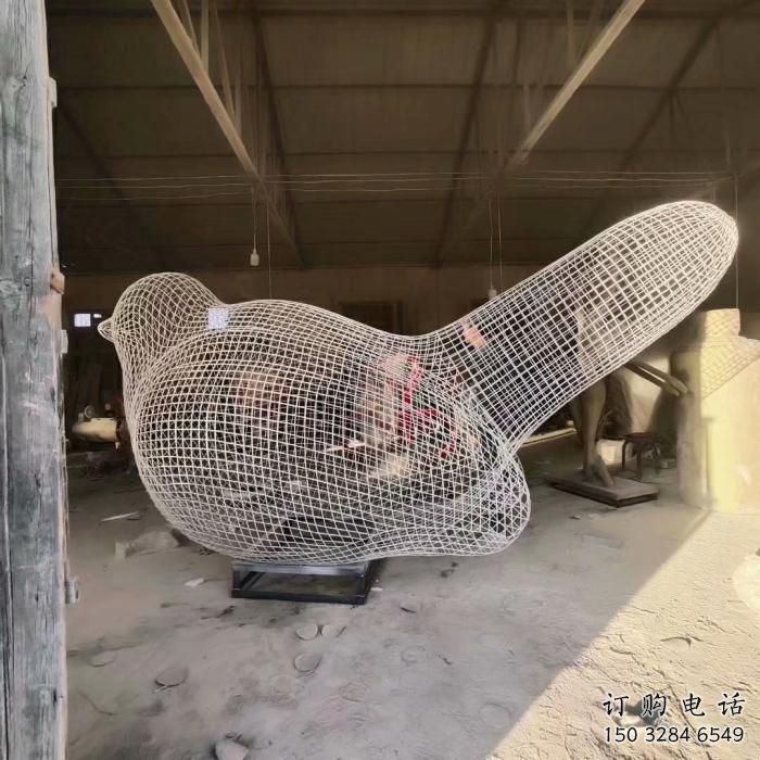 園林小鳥雕塑廠家 大型房地產(chǎn)擺件 街道鏤空小鳥雕塑