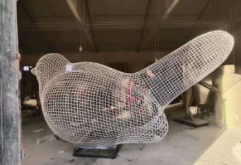 鏤空小鳥雕塑廠家 現(xiàn)代抽象擺件 草地切面小鳥雕塑