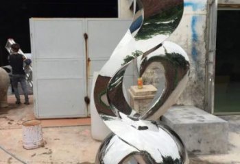 公園小鳥(niǎo)雕塑廠家 中式鏡面小品 風(fēng)景區(qū)抽象小鳥(niǎo)雕塑