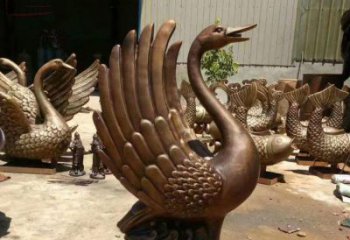 草地鴨子雕塑廠家 烤漆異形小品 戶外異形鴨子雕塑