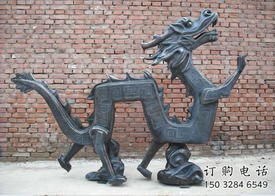 現(xiàn)代臥龍雕塑廠家 創(chuàng)意鑄造小品 室內(nèi)異形臥龍雕塑