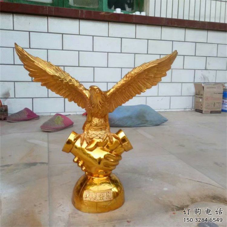 街道雄鷹雕塑廠(chǎng)家 創(chuàng)意村口小品 酒店拉絲雄鷹雕塑