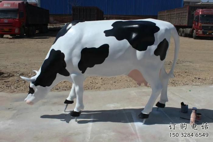 烤漆奶牛雕塑廠家 公園擺件 戶外彩繪奶牛雕塑