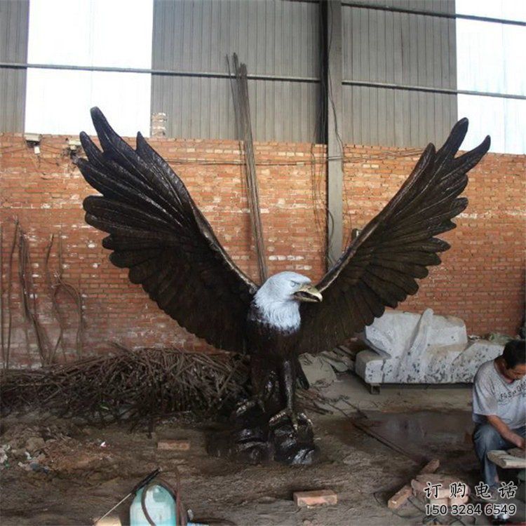 風景區鷹雕塑廠家 中式戶外擺件 現代仿古鷹雕塑