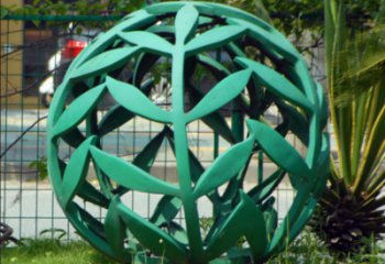 拉絲圓球雕塑廠家 鏤空創(chuàng)意擺件 別墅區(qū)不銹鋼圓球雕塑