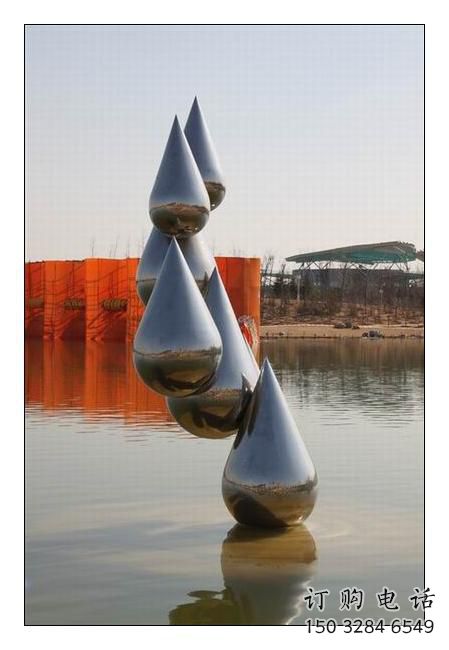 別墅區(qū)水滴雕塑廠家 大型別墅區(qū)擺件 鏡面不銹鋼水滴雕塑