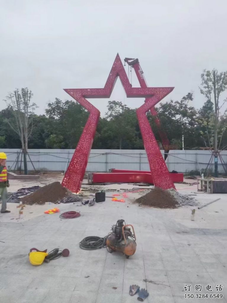 步行街五角星雕塑廠家 公園小品 大型不銹鋼五角星雕塑