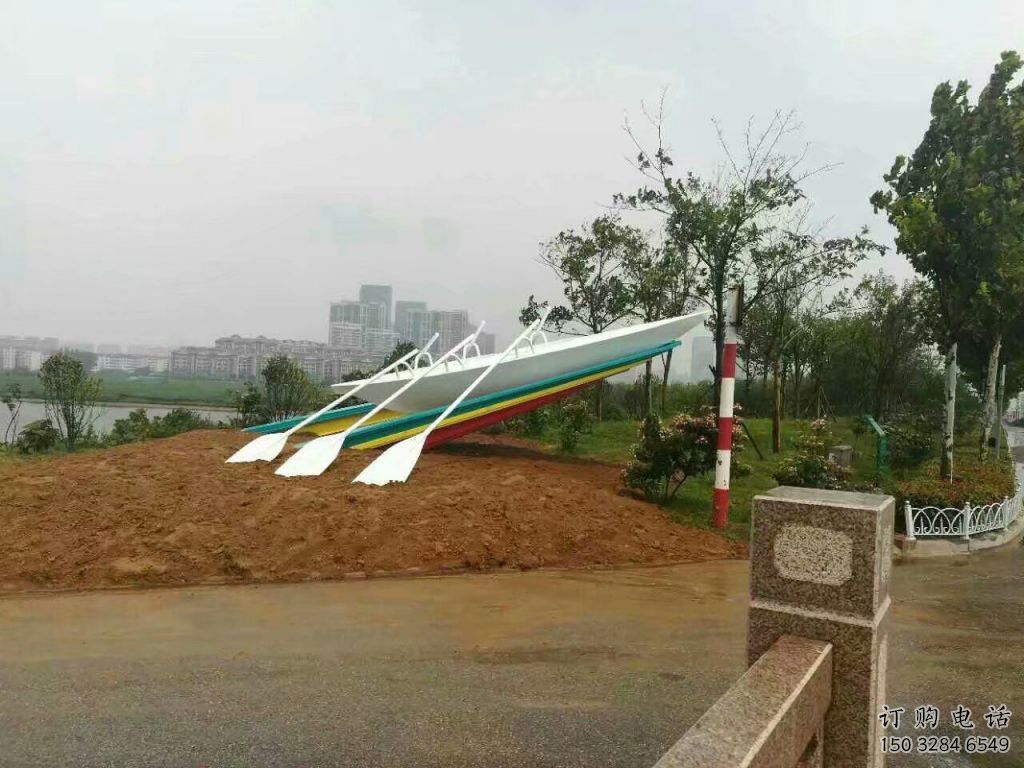 房地產(chǎn)劃船雕塑廠家 公園運(yùn)動(dòng)擺件 大型仿古劃船雕塑制作