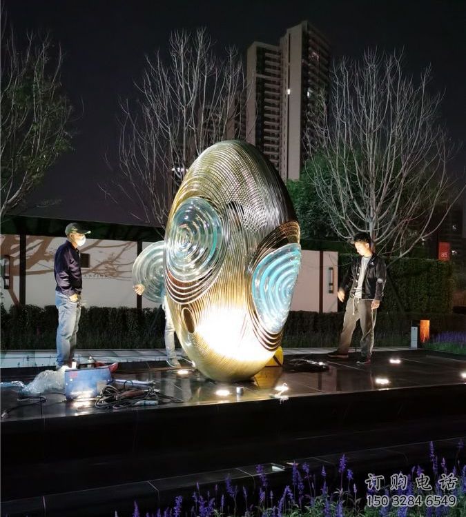 拉絲雞蛋雕塑廠家 鏤空創(chuàng)意擺件 現(xiàn)代不銹鋼雞蛋雕塑生產(chǎn)