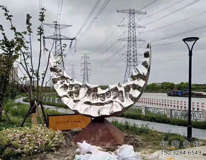 公園月亮雕塑廠家 戶外擺件 現(xiàn)代不銹鋼月亮雕塑生產(chǎn)