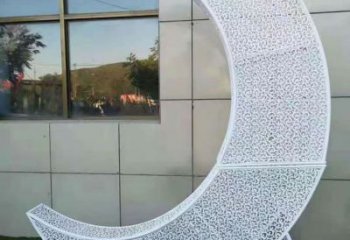 鏤空月牙雕塑廠家 園林小品 住宅小區不銹鋼月牙雕塑生產