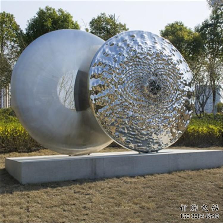 游樂場環(huán)形雕塑廠家 現(xiàn)代擺件 噴漆不銹鋼環(huán)形雕塑生產(chǎn)