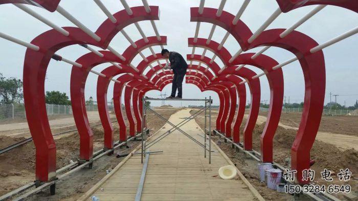 烤漆拱門雕塑廠家 鋼管公園小品 戶外不銹鋼拱門雕塑制作