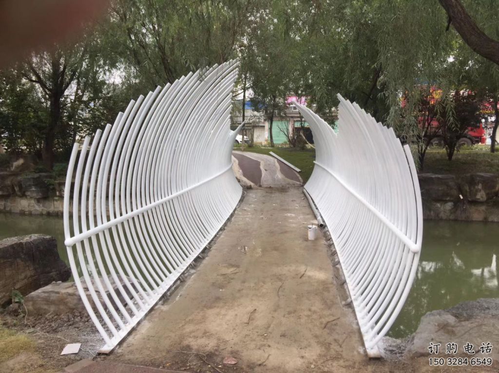 鏤空拱門雕塑廠家 園林小品 大型不銹鋼拱門雕塑生產