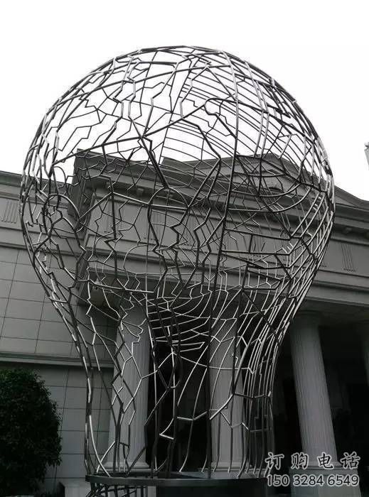 鏤空電燈泡雕塑廠家 園林小品 現代不銹鋼電燈泡雕塑