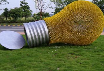 烤漆電燈泡雕塑廠家 創(chuàng)意小品 戶外不銹鋼電燈泡雕塑生產(chǎn)