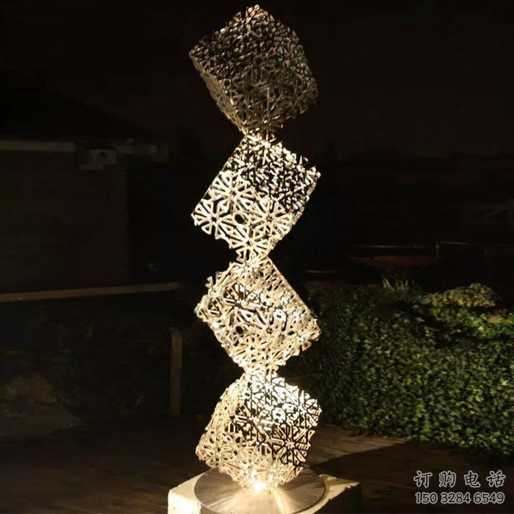燈光方格雕塑廠家 抽象小品 商業(yè)街不銹鋼方格雕塑廠家