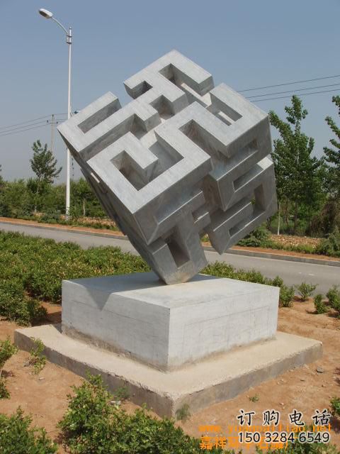 鏡面正方形雕塑廠家 大型擺件 戶外不銹鋼正方形雕塑廠