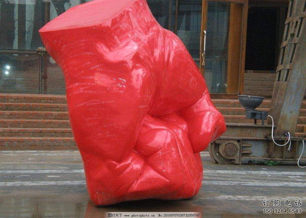 彩繪拳頭雕塑廠家 抽象擺件 街頭不銹鋼拳頭雕塑廠