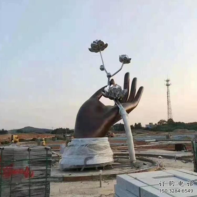 創意拈花指雕塑廠家 創意小品 公園不銹鋼拈花指雕塑廠