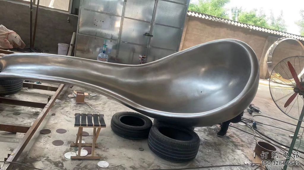 園林湯匙雕塑廠家 歐式小品 中式不銹鋼湯匙雕塑廠