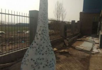 街道湯匙雕塑廠家 現(xiàn)代擺件 大型不銹鋼湯匙雕塑廠