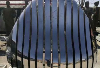 現代凳子雕塑廠家 大型別墅區擺件 鏡面不銹鋼凳子雕塑廠