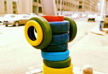 房地產輪胎雕塑廠家 抽象擺件 大型輪胎雕塑廠