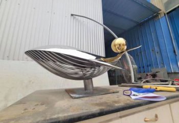 中式頂球雕塑廠家 現(xiàn)代創(chuàng)意小品 游樂(lè)場(chǎng)不銹鋼頂球雕塑廠