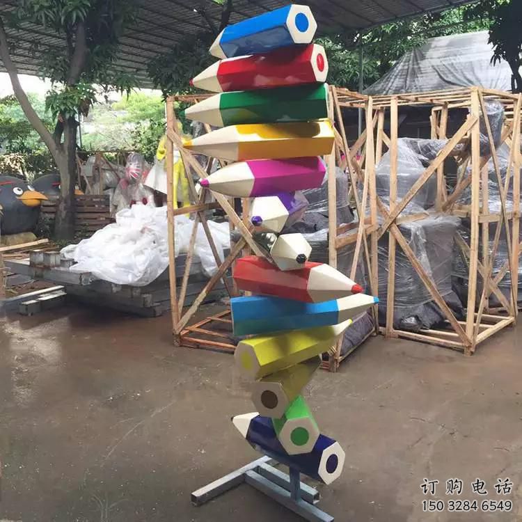 街頭鉛筆雕塑廠家 大型別墅區擺件 烤漆不銹鋼鉛筆雕塑廠