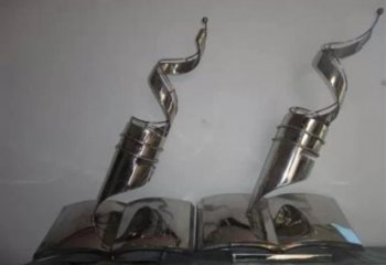 現(xiàn)代鋼筆雕塑廠家 大型別墅區(qū)擺件 鏡面不銹鋼鋼筆雕塑廠