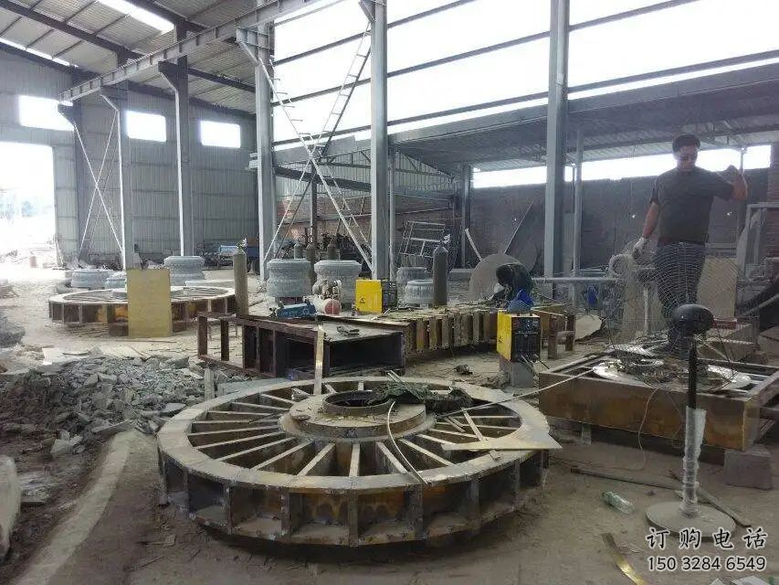 街道水車(chē)雕塑廠家 現(xiàn)代擺件 烤漆不銹鋼水車(chē)雕塑廠