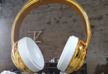 鍍金耳機(jī)雕塑廠家 鑄造音樂(lè)擺件 現(xiàn)代不銹鋼耳機(jī)雕塑廠