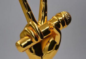 電鍍話筒雕塑廠家 戶外園林擺件 大型不銹鋼話筒雕塑廠