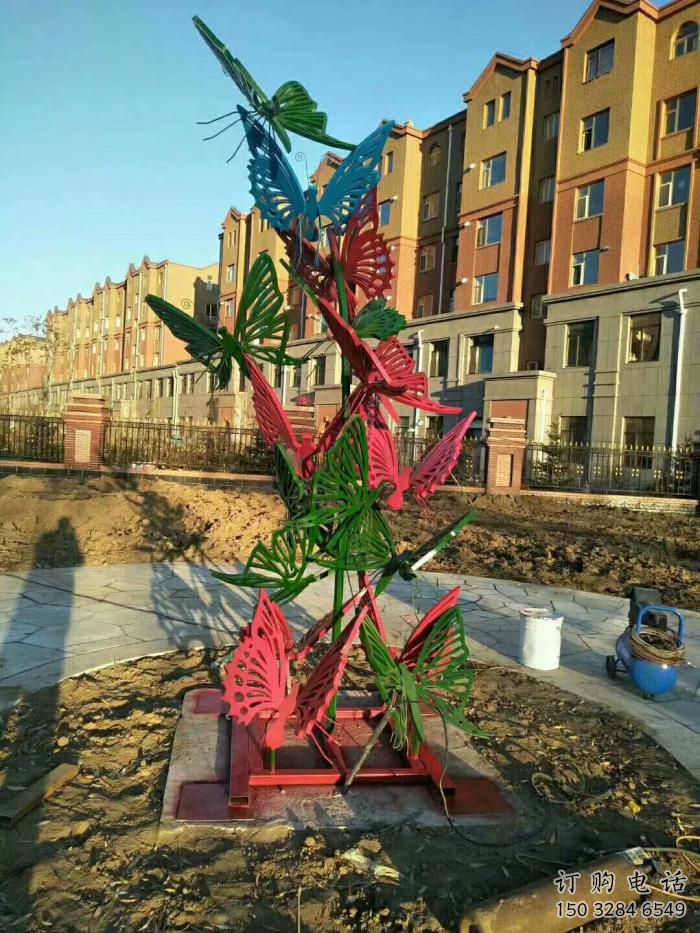 抽象蝴蝶樹雕塑廠家 鏤空小品 大型不銹鋼蝴蝶樹雕塑廠